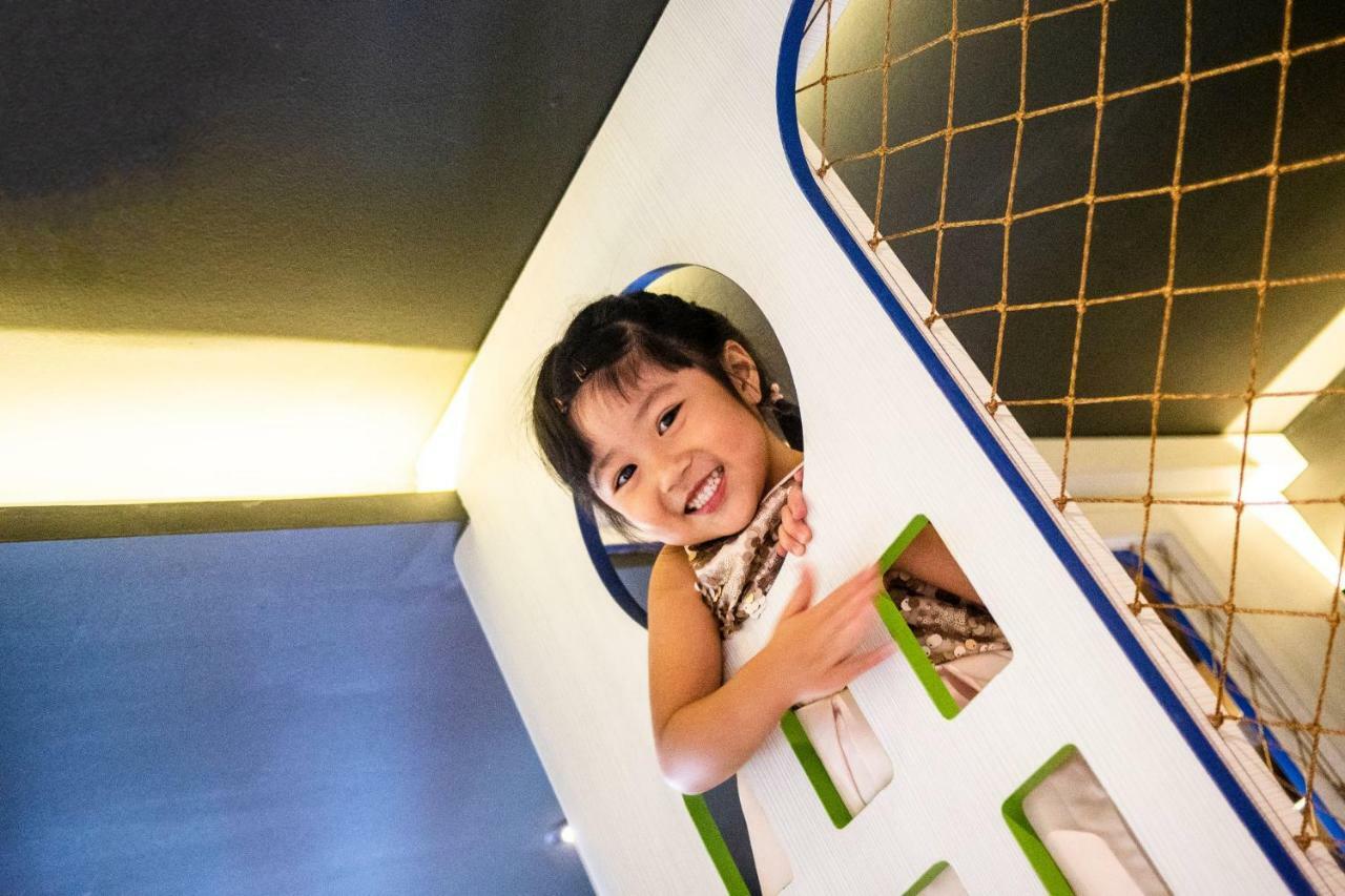 Cube Family Boutique Capsule Hotel At Chinatown Singapura Luaran gambar